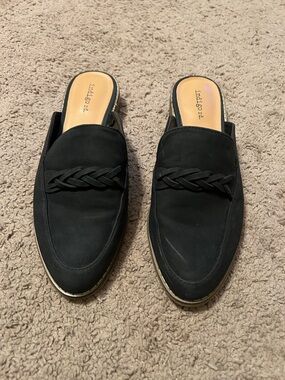 Indigo Rd. Black Braided Mule Loafers